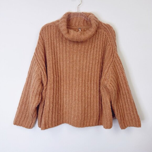Free People Oversized Fluffy Fox Sweater Women’s Size Large Orange Wool Alpaca - Picture 1 of 8